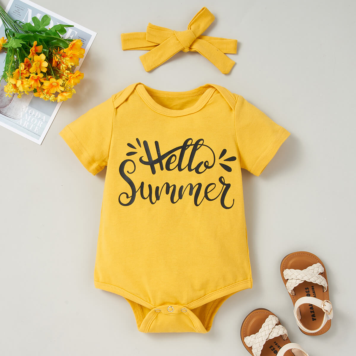 Baby Girl Graphic Bodysuit and Printed Shorts Set